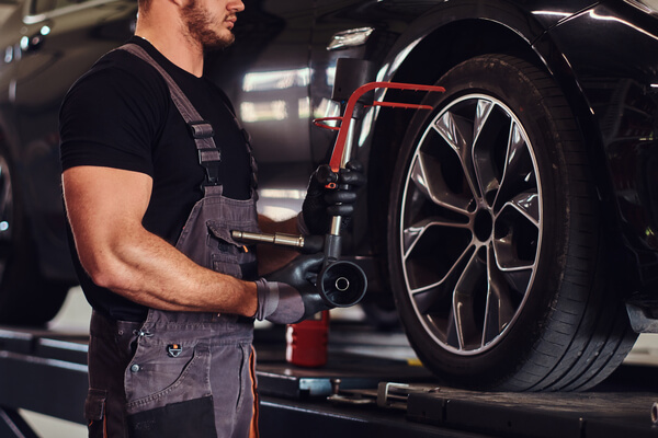 Tyre And Wheel Balancing Img1